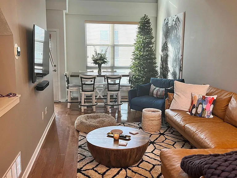 Living/dining room