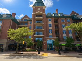 44 N Vail Ave APT 205, Arlington Heights, IL 60005