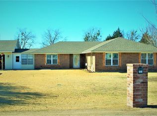151 Vz County Road 3433, Wills Point, TX 75169