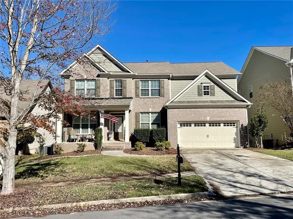 1428 Sparkling Cove Dr, Buford, GA 30518
