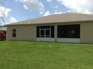 533 NW Cornell Ave, Port Saint Lucie, FL 34983
