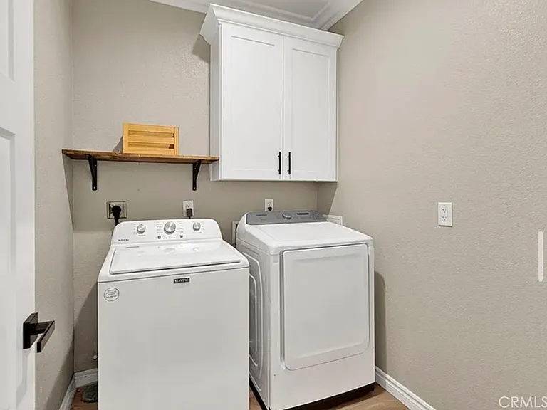 10770 Chipmunk Rd — Photo 3