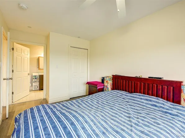 135-46 Grand Central Parkway South Sr image 11 of 17