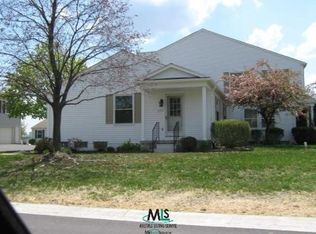 1530 Mariner Dr, Walled Lake, MI 48390