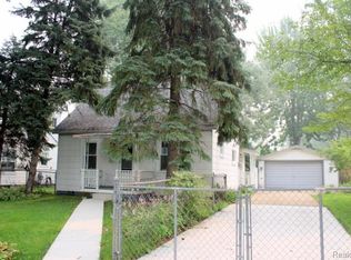 6841 Oldham St, Taylor, MI 48180