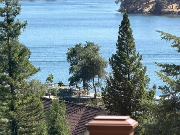 411 Sunrise Rd, Copperopolis, CA 95228