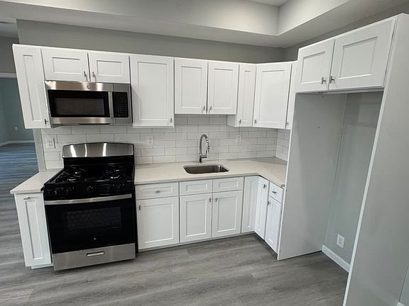5th image of 69-71 16th Ave #2