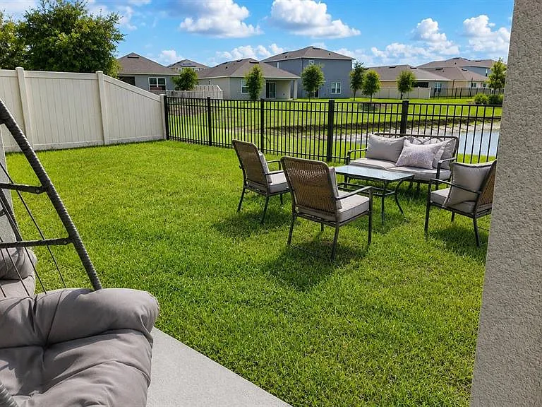 1032 Andean Ln — Photo 29