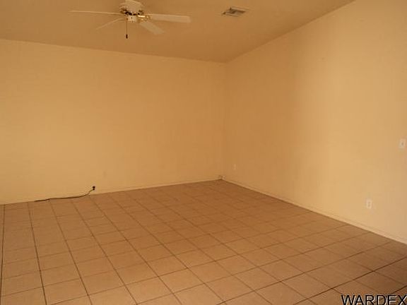 4th image of 2335 Acoma Pl