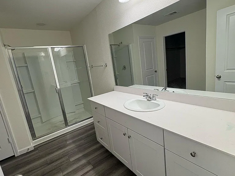 408 Forest St — Photo 19