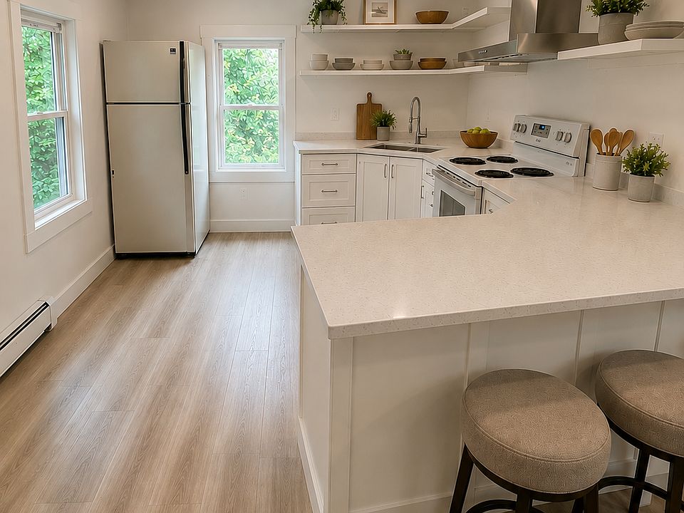 New kitchen with quartz countertops!