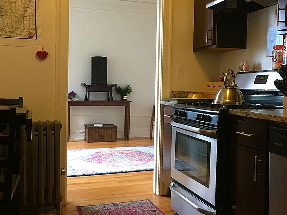 5th image of 1700 N Richmond St APT 102