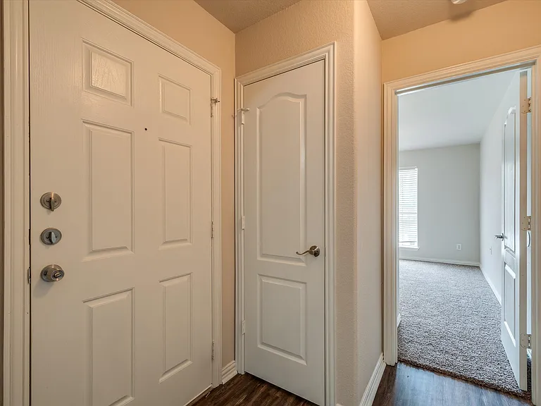 121 Cliff Heights Cir — Photo 17