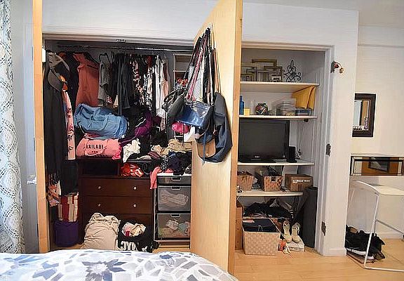 5th image of 515 E 12th St APT 5