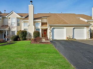 283 Lilac Ln, Freehold, NJ 07728