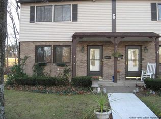 215 Village Ct, Kingston, NY 12401