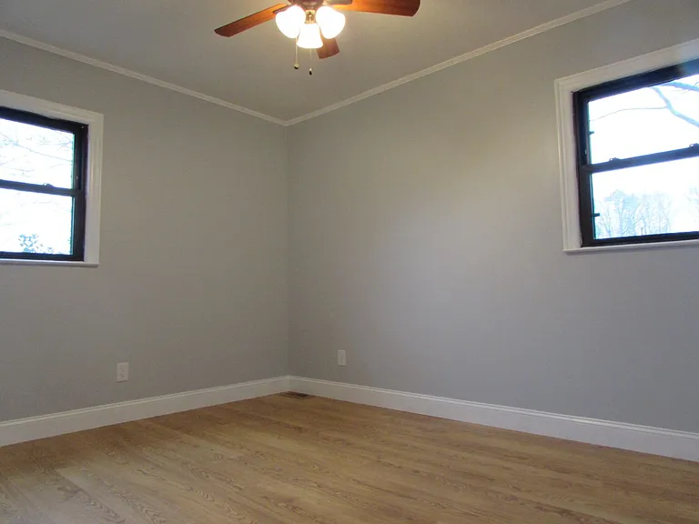 2725 Sloop Rd — Photo 9