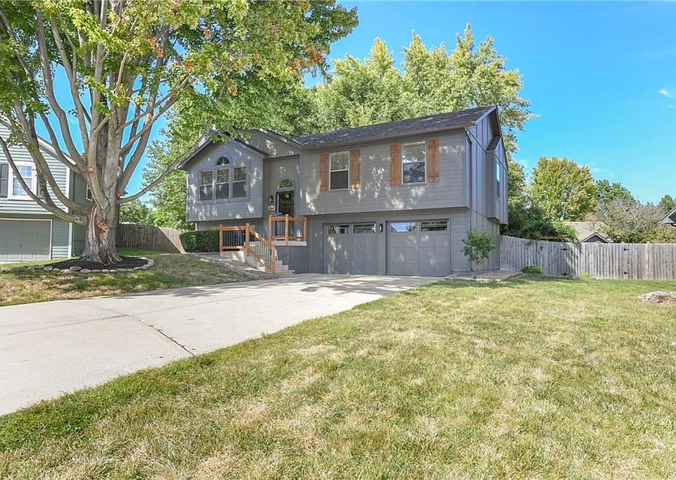 1st image of 234 SE Topaz Cir