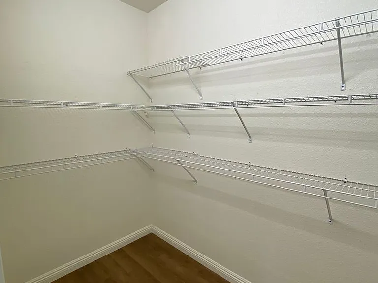 2643 W Oakridge Ave — Photo 19