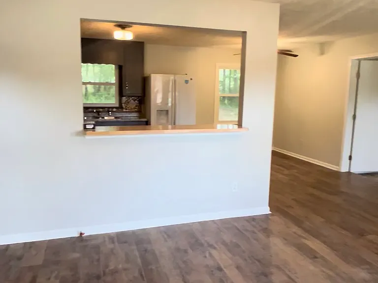 246 Shiloh Rd — Photo 2