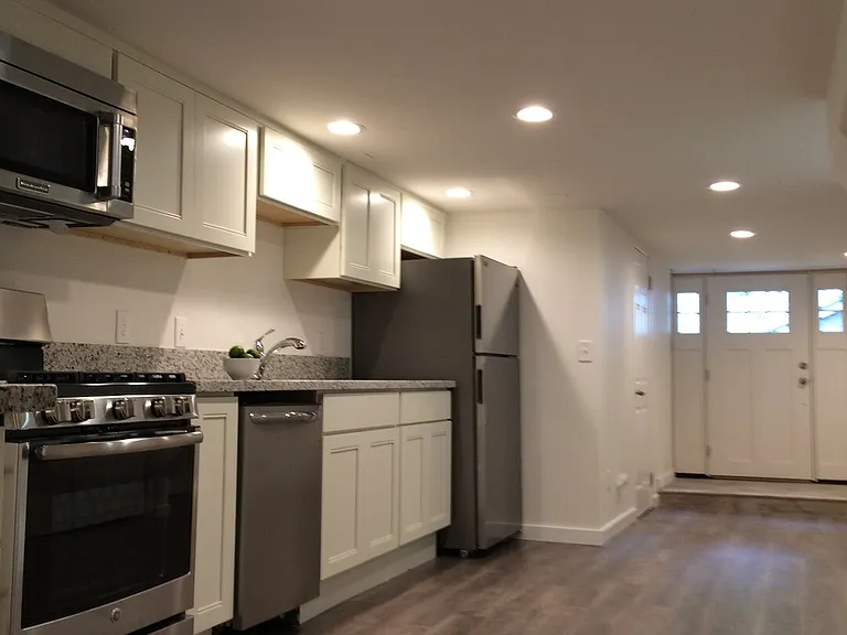 NE Hazelfern Pl — Photo 1