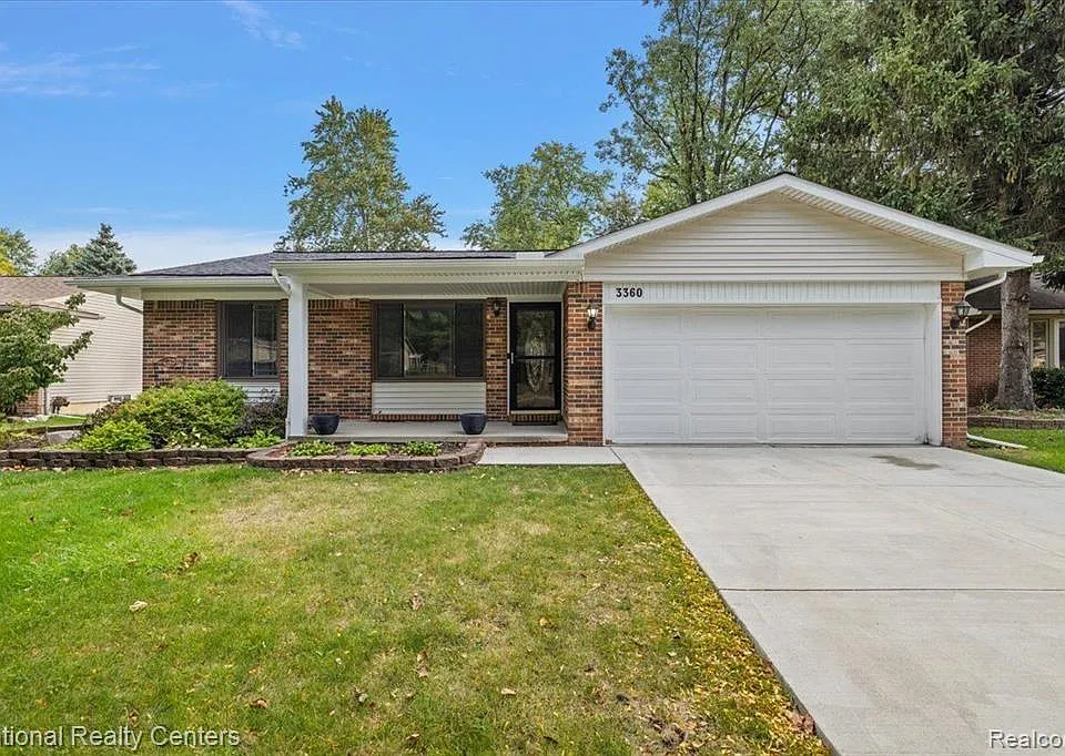 3360 Wolverine Dr