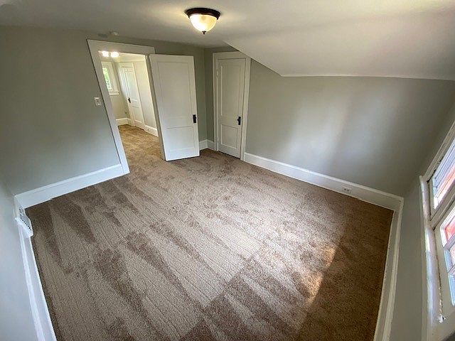 1st image of 415 Hillwood Dr