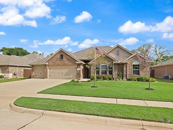3rd image of 1420 Glade Meadows Dr
