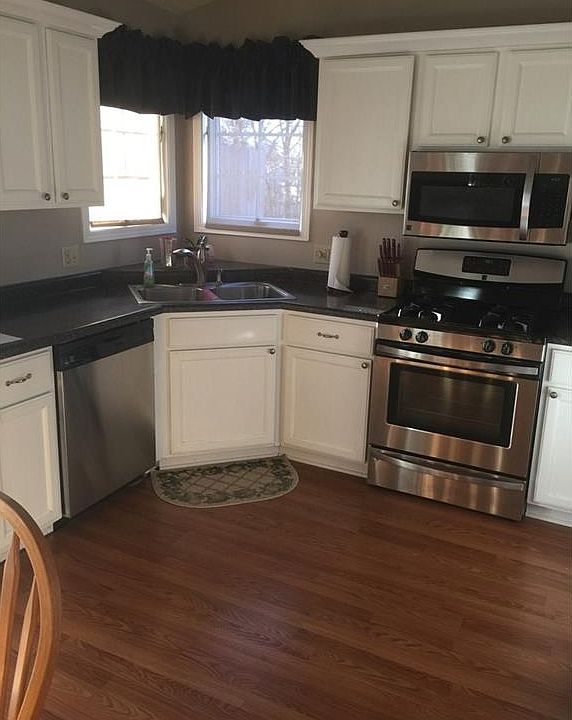 2nd image of 4912 69th St