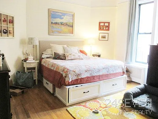 Rented by 24 7 NYC Realty Inc. | media 41