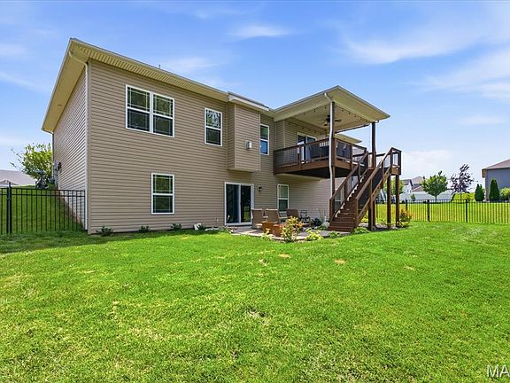 5th image of 1204 Bayley Dr