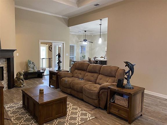 4th image of 5429 Graford Pl