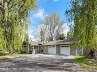 245 Stagecoach Dr, Carbondale, CO 81623