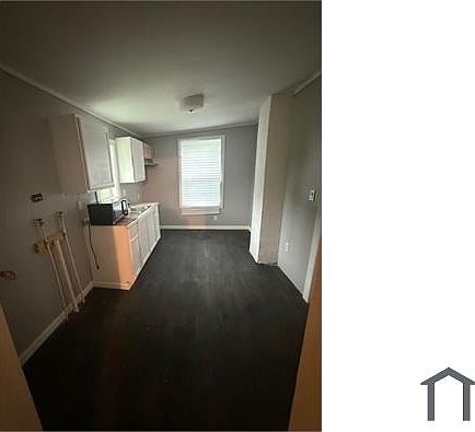 5th image of 131 Matlock St #A