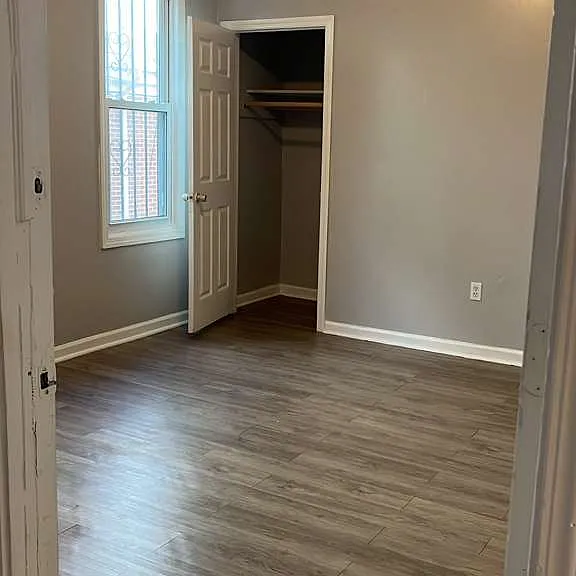 87 Schuyler Ave #1 — Photo 12