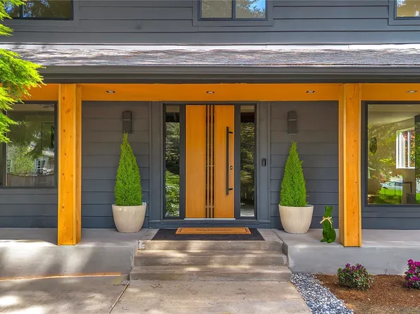 14824 119th Ave NE, Kirkland, WA 98034