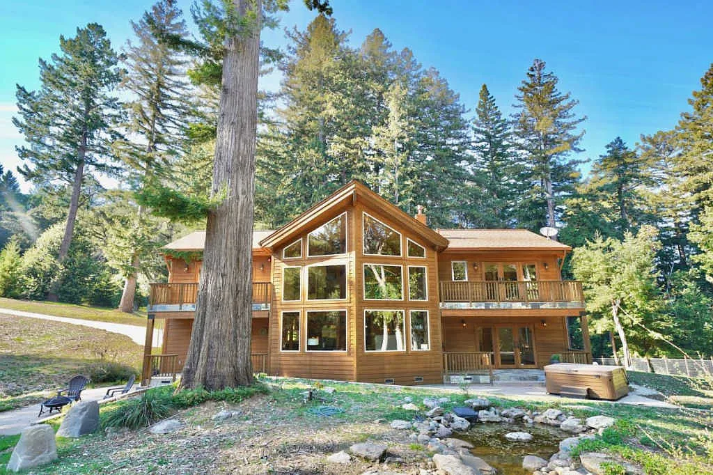 285 Summit Dr photo 1