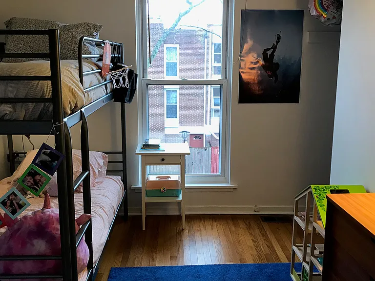 39 University Mews — Photo 13