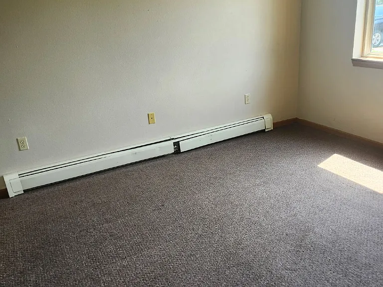 410 13th Ave NW #16 — Photo 7