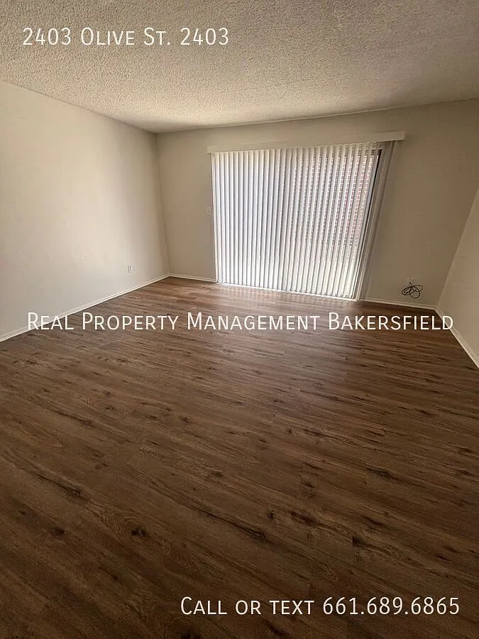 2403 Olive St - Move In Special - 1st Month Rent Free! — Photo 4