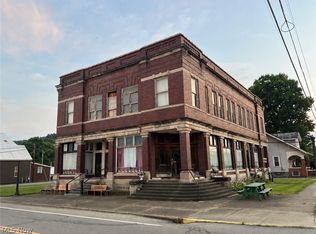 180 Broadway St, Quaker City, OH 43773