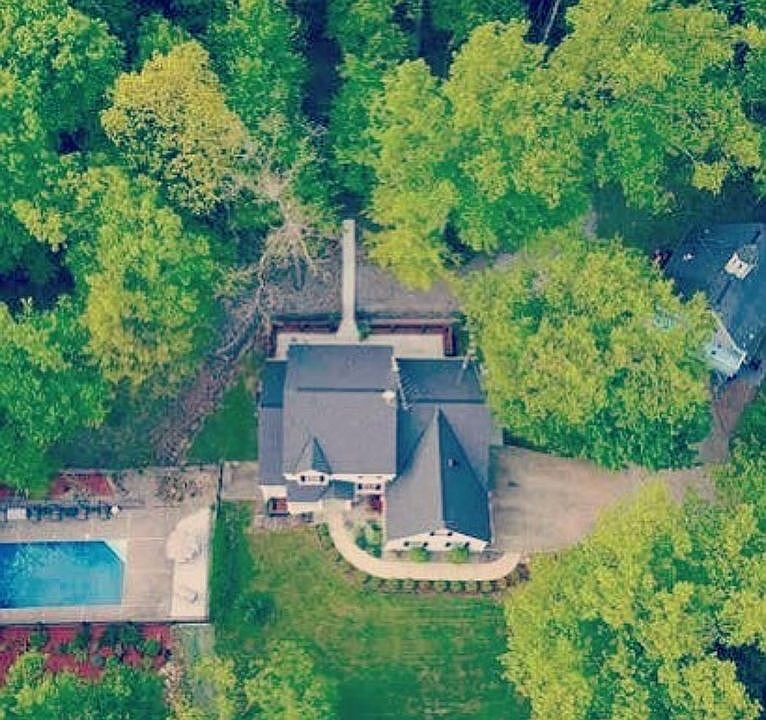 2nd image of 6103 Cabin Creek East Dr