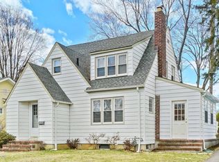 2 Prospect Pl, Freehold, NJ 07728