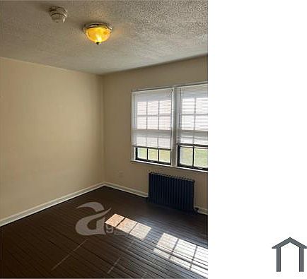2nd image of 2662 N Main St #105