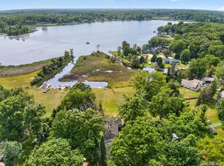 4539 Parker Dr, Howell, MI 48843