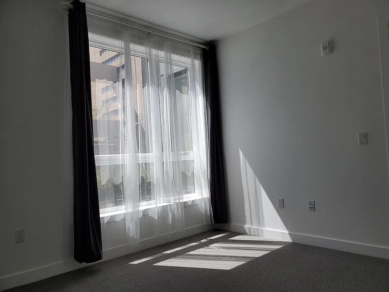 718 Clay St #503 — Photo 12