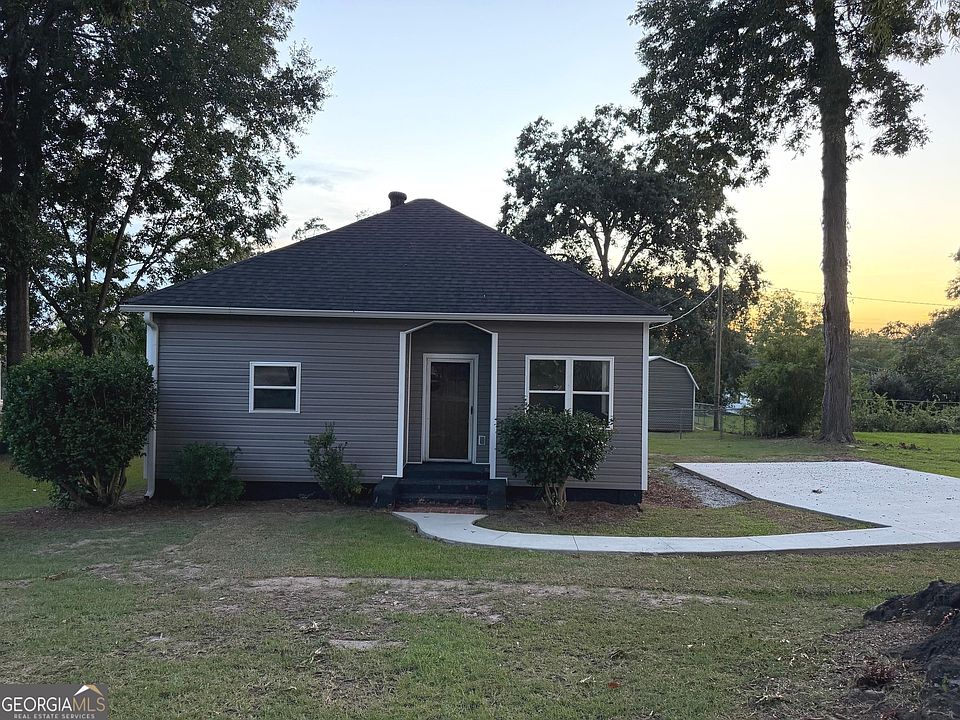 1st image of 3303 21st Ave