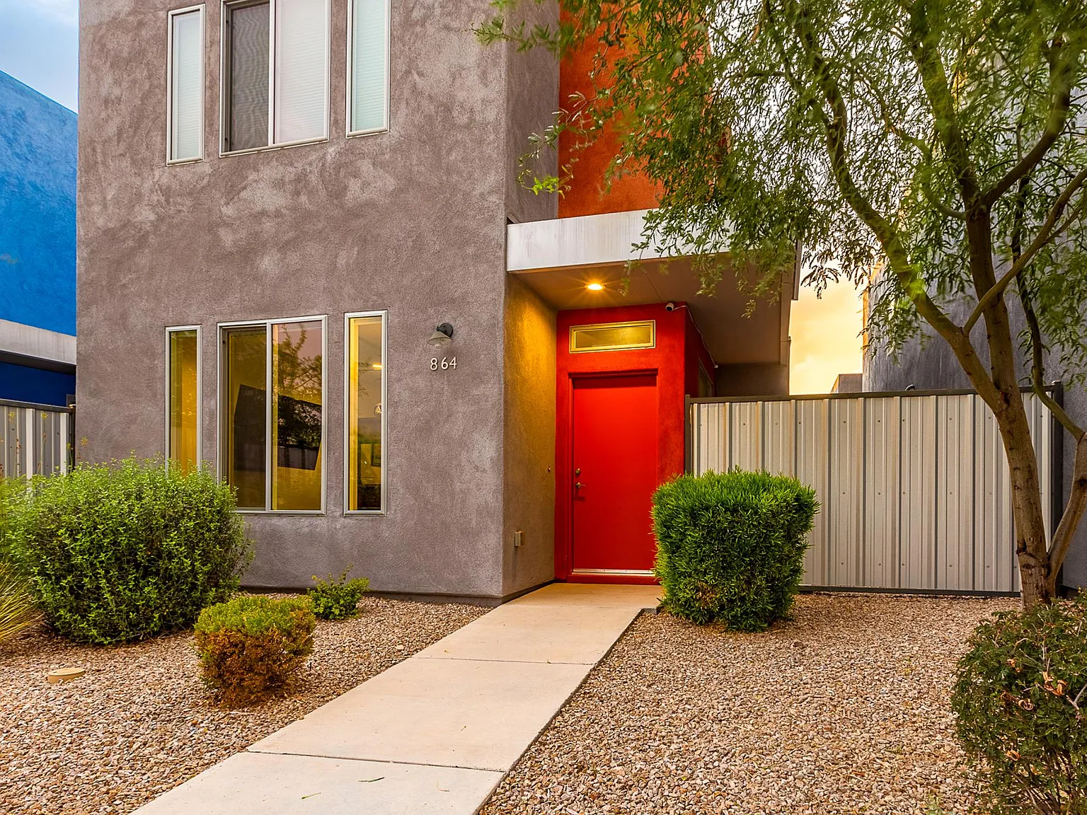 3 bed, 2.5 bath, 1624 sqft, $2,200 — Photo 4