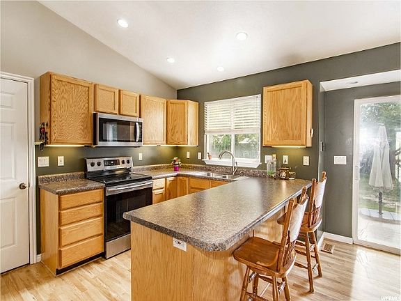 3rd image of 7286 S Quartz Hill Dr