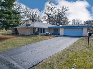 10 Old Orchard Ln, Kankakee, IL 60901